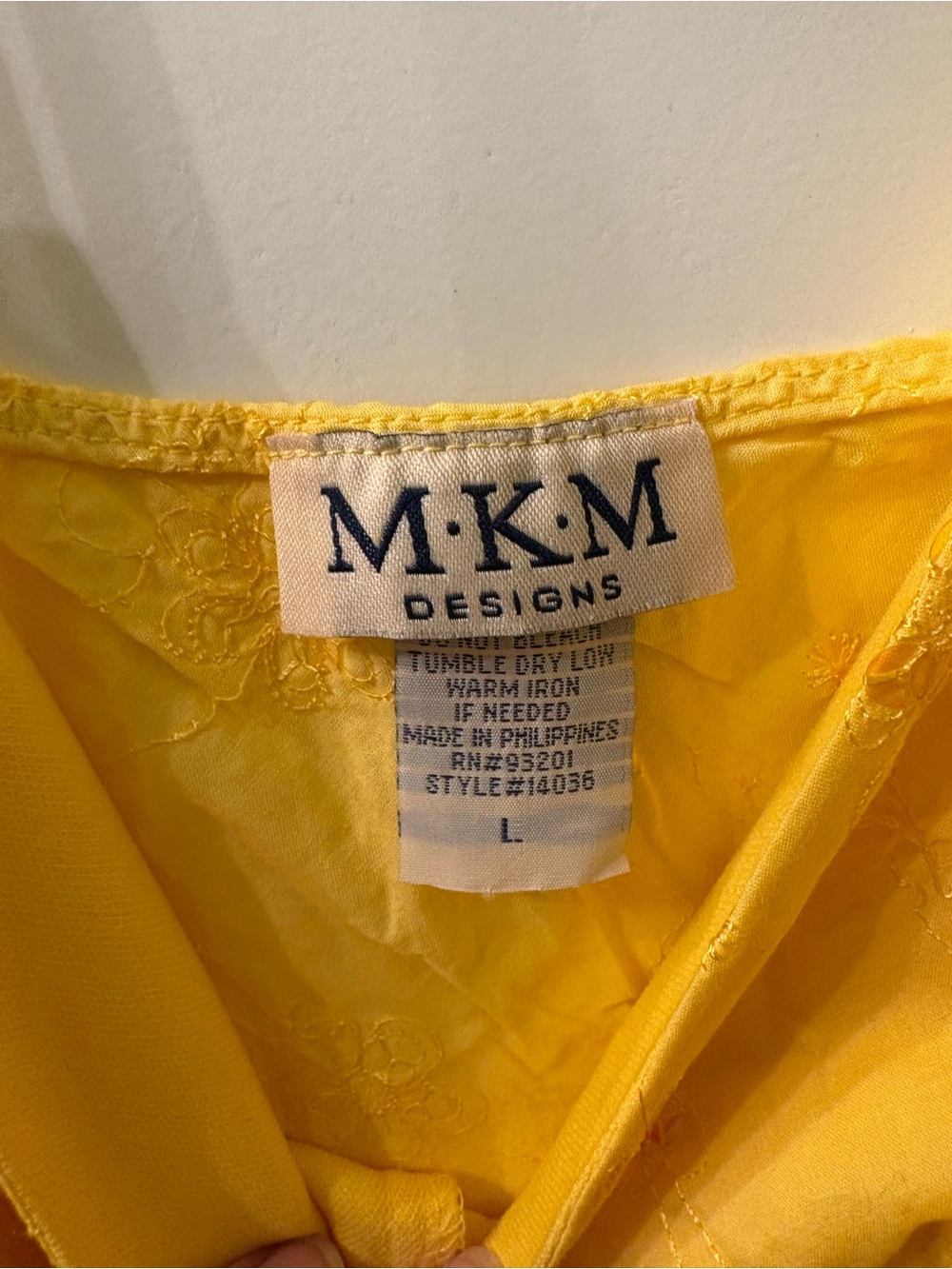 Y2K Yellow Embroidered V-Neck Spaghetti Strap Tank - Picture 2 of 3